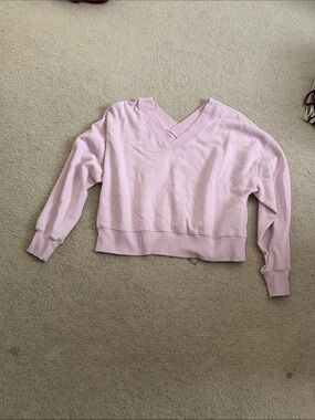 SO Light Pink V-Neck Cropped Sweater